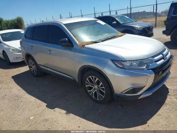 JA4AD2A3XJZ054801 2018 MITSUBISHI OUTLANDER - Image 1