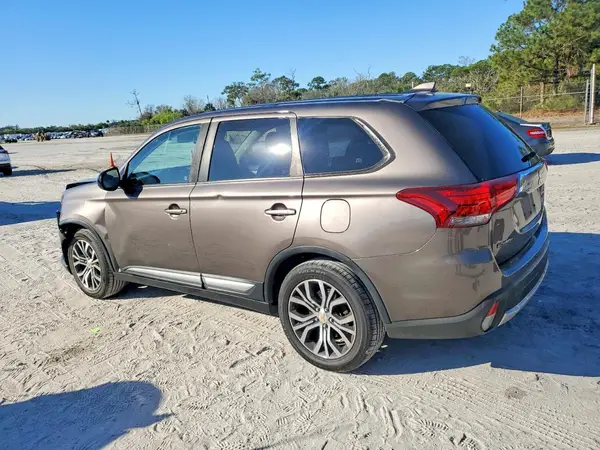 JA4AD2A3XJZ055141 2018 MITSUBISHI OUTLANDER - Image 2