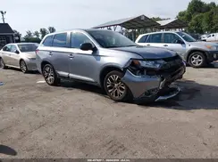 JA4AD2A3XJZ063000 2018 MITSUBISHI OUTLANDER