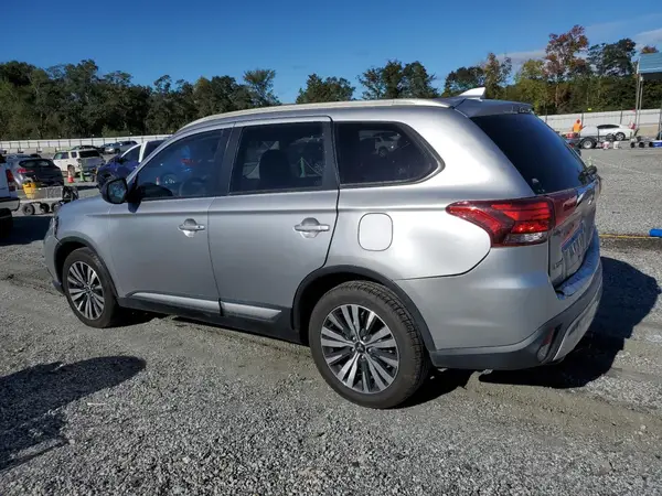 JA4AD2A3XKJ000138 2019 MITSUBISHI OUTLANDER - Image 2