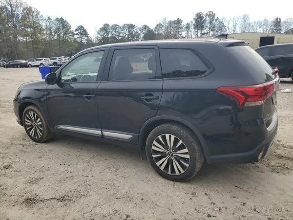 JA4AD2A3XKZ005261 2019 MITSUBISHI OUTLANDER - Image 2