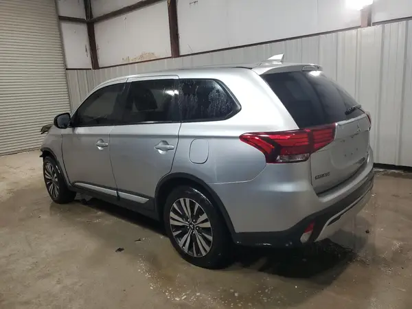JA4AD2A3XKZ006720 2019 MITSUBISHI OUTLANDER - Image 2