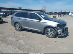 JA4AD2A3XKZ007589 2019 MITSUBISHI OUTLANDER