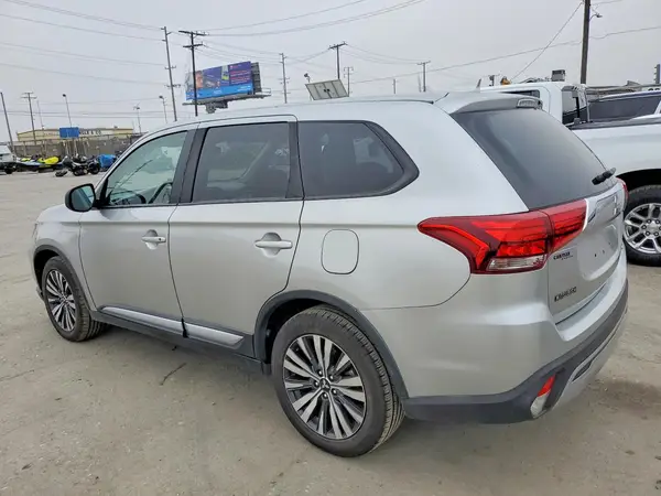 JA4AD2A3XKZ009410 2019 MITSUBISHI OUTLANDER - Image 2