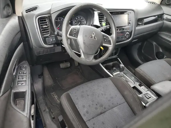 JA4AD2A3XKZ022268 2019 MITSUBISHI OUTLANDER - Image 8