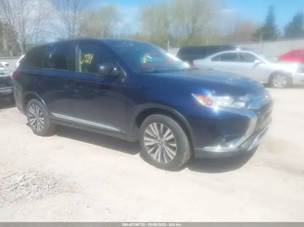 JA4AD2A3XKZ038437 2019 MITSUBISHI OUTLANDER - Image 1