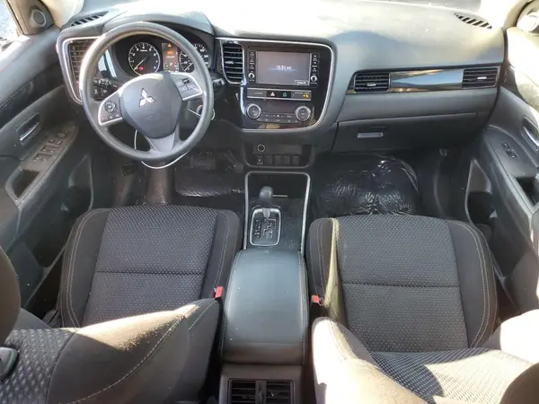 JA4AD2A3XKZ051592 2019 MITSUBISHI OUTLANDER - Image 8