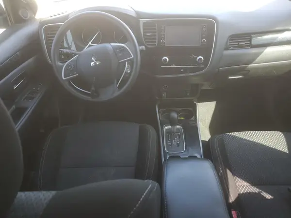 JA4AD2A3XLZ016312 2020 MITSUBISHI OUTLANDER - Image 8