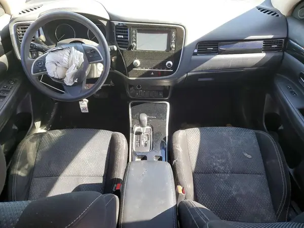 JA4AD2A3XLZ019176 2020 MITSUBISHI OUTLANDER - Image 8