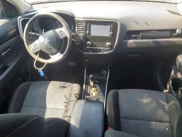 JA4AD2A3XLZ047253 2020 MITSUBISHI OUTLANDER - Image 8
