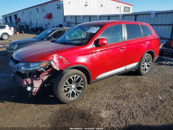 JA4AD3A30GZ001054 2016 MITSUBISHI OUTLANDER - Image 2