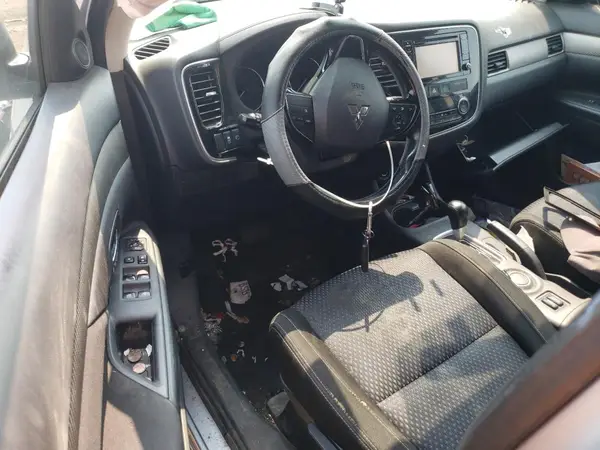 JA4AD3A30GZ002172 2016 MITSUBISHI OUTLANDER - Image 8