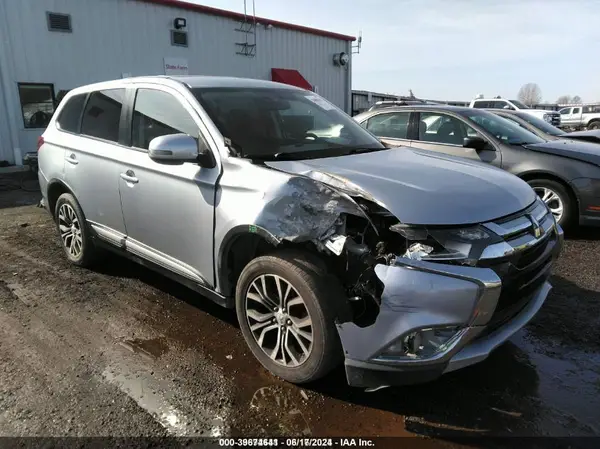 JA4AD3A30GZ005850 2016 MITSUBISHI OUTLANDER - Image 1