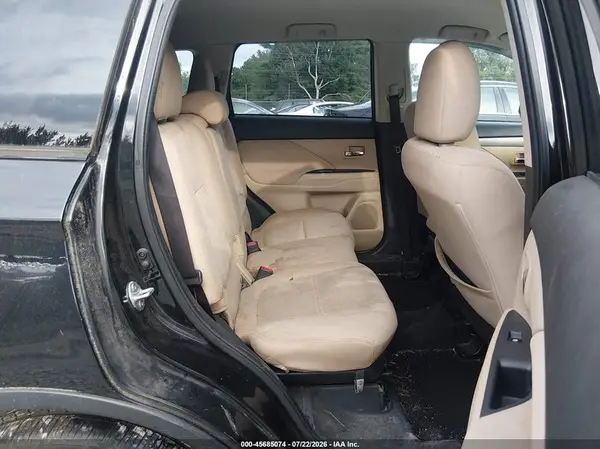 JA4AD3A30GZ007243 2016 MITSUBISHI OUTLANDER - Image 8
