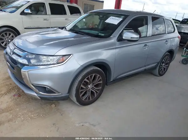 JA4AD3A30GZ014466 2016 MITSUBISHI OUTLANDER - Image 2