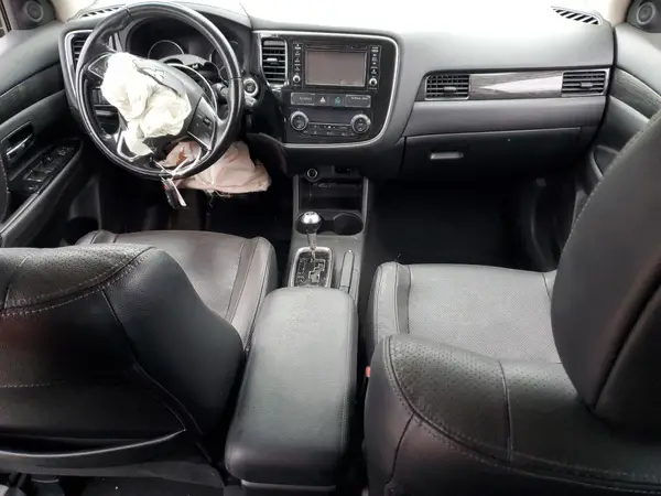 JA4AD3A30GZ021322 2016 MITSUBISHI OUTLANDER - Image 8