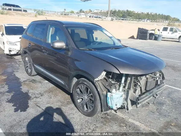 JA4AD3A30GZ022258 2016 MITSUBISHI OUTLANDER - Image 1