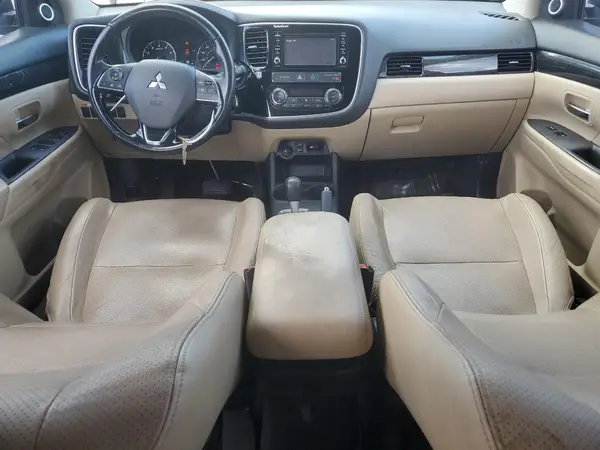 JA4AD3A30GZ034913 2016 MITSUBISHI OUTLANDER - Image 8