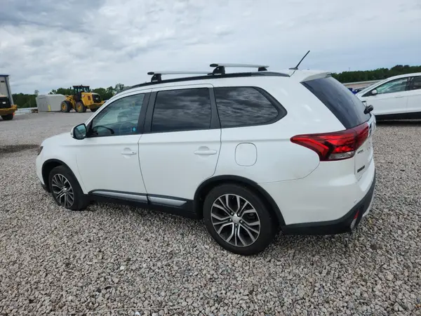 JA4AD3A30GZ035978 2016 MITSUBISHI OUTLANDER - Image 2