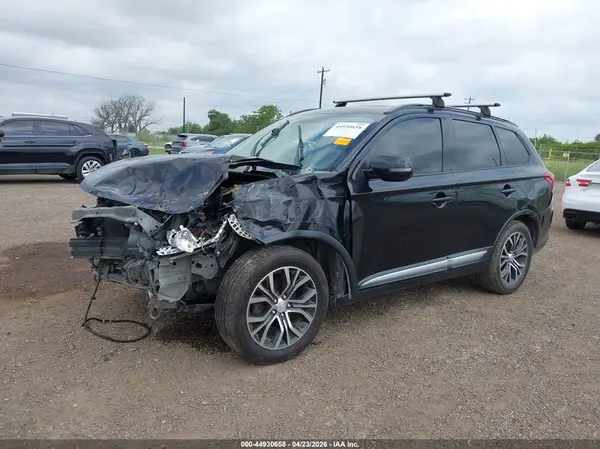 JA4AD3A30GZ046723 2016 MITSUBISHI OUTLANDER - Image 2