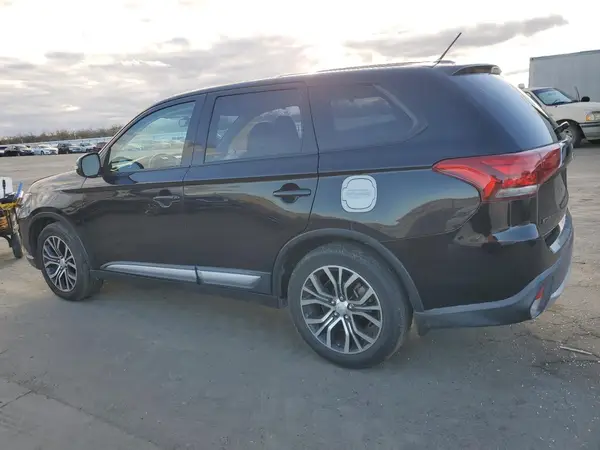 JA4AD3A30GZ051422 2016 MITSUBISHI OUTLANDER - Image 2