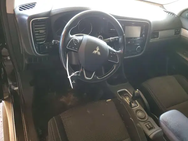 JA4AD3A30GZ052442 2016 MITSUBISHI OUTLANDER - Image 8