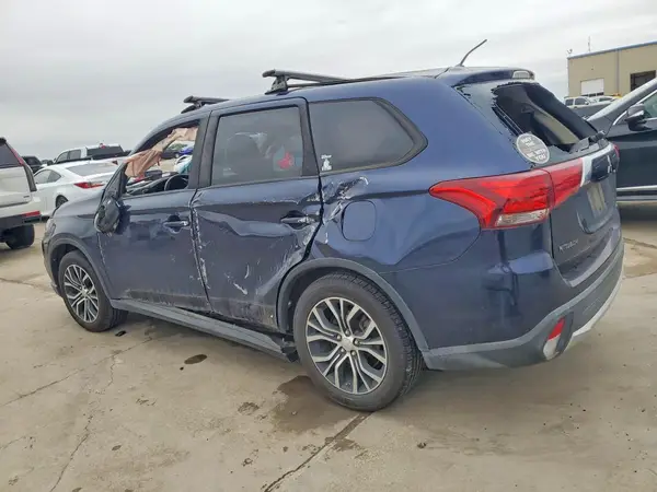 JA4AD3A30GZ065188 2016 MITSUBISHI OUTLANDER - Image 2
