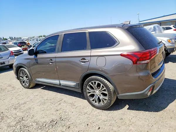 JA4AD3A30HZ002450 2017 MITSUBISHI OUTLANDER - Image 2