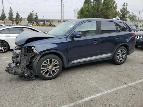 JA4AD3A30HZ028787 2017 MITSUBISHI OUTLANDER - Image 1