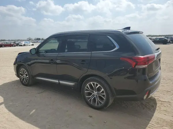 JA4AD3A30HZ051759 2017 MITSUBISHI OUTLANDER - Image 2