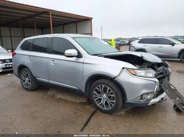 JA4AD3A30HZ063149 2017 MITSUBISHI OUTLANDER - Image 1