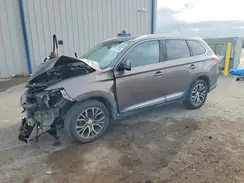 JA4AD3A30HZ066827 2017 MITSUBISHI OUTLANDER