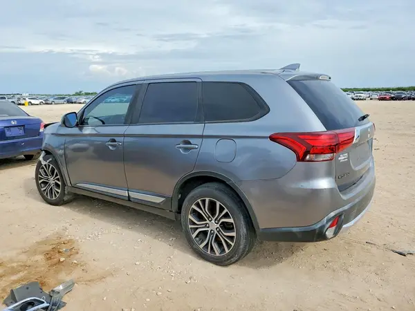 JA4AD3A30JJ004137 2018 MITSUBISHI OUTLANDER - Image 2