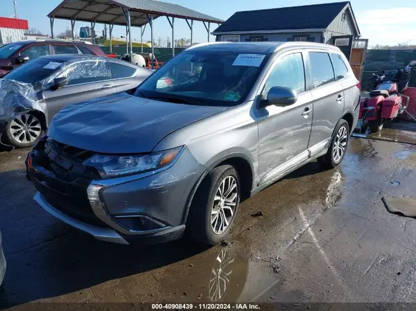 JA4AD3A30JJ006048 2018 MITSUBISHI OUTLANDER - Image 2