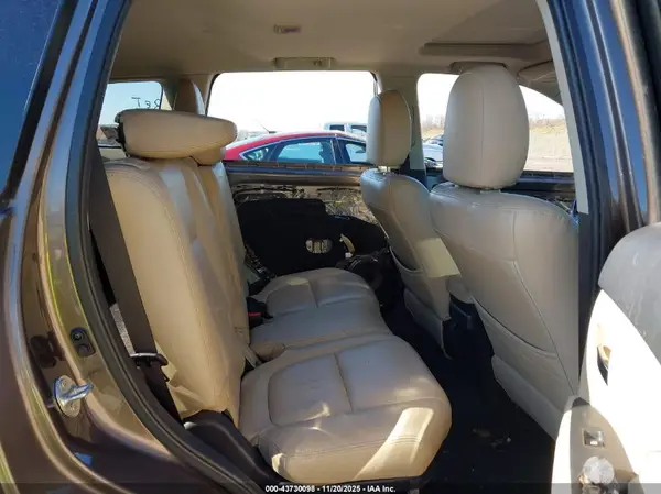JA4AD3A30JZ003412 2018 MITSUBISHI OUTLANDER - Image 8
