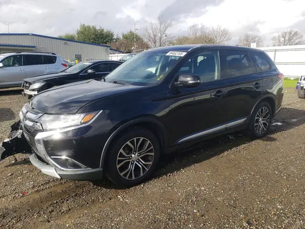 JA4AD3A30JZ015785 2018 MITSUBISHI OUTLANDER - Image 1