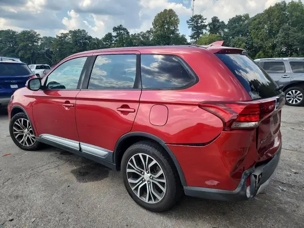 JA4AD3A30JZ035616 2018 MITSUBISHI OUTLANDER - Image 2