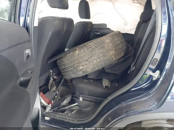 JA4AD3A30JZ058653 2018 MITSUBISHI OUTLANDER - Image 8