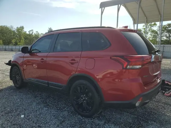 JA4AD3A30JZ059902 2018 MITSUBISHI OUTLANDER - Image 2