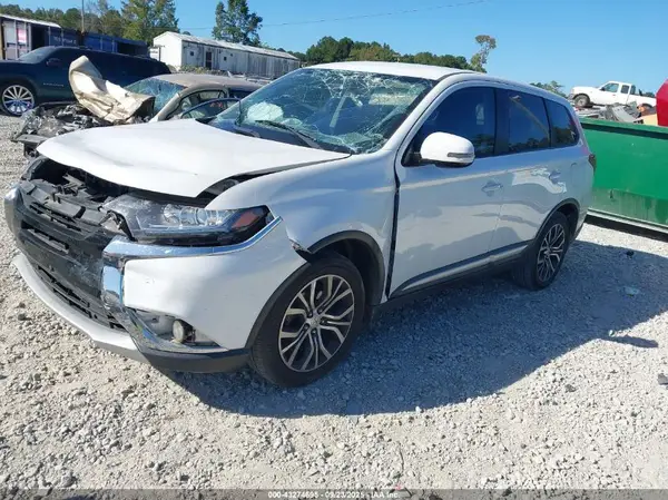 JA4AD3A30JZ060371 2018 MITSUBISHI OUTLANDER - Image 2