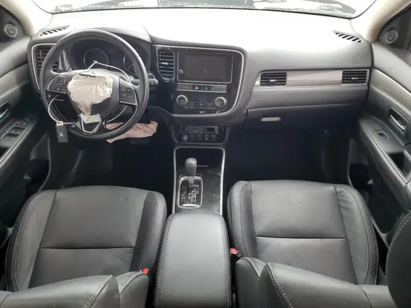 JA4AD3A30KJ000316 2019 MITSUBISHI OUTLANDER - Image 8