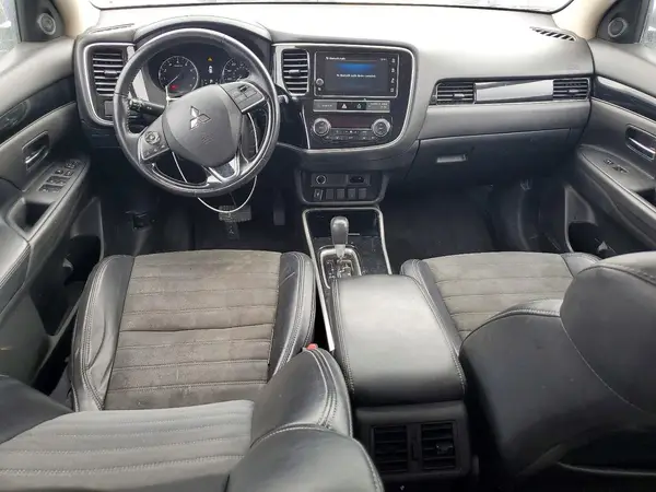 JA4AD3A30KJ002177 2019 MITSUBISHI OUTLANDER - Image 8