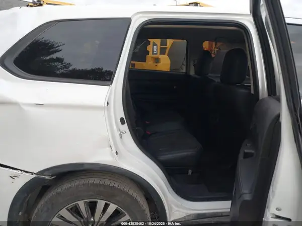JA4AD3A30KZ003816 2019 MITSUBISHI OUTLANDER - Image 8