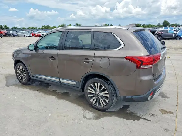 JA4AD3A30KZ017683 2019 MITSUBISHI OUTLANDER - Image 2