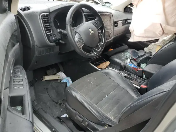 JA4AD3A30KZ019191 2019 MITSUBISHI OUTLANDER - Image 8