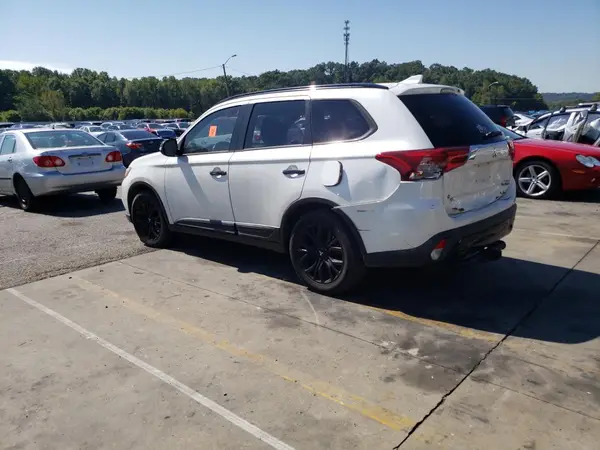 JA4AD3A30KZ028778 2019 MITSUBISHI OUTLANDER - Image 2