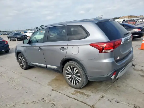 JA4AD3A30KZ033222 2019 MITSUBISHI OUTLANDER - Image 2