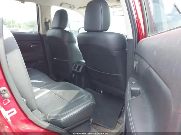 JA4AD3A30KZ039988 2019 MITSUBISHI OUTLANDER - Image 8