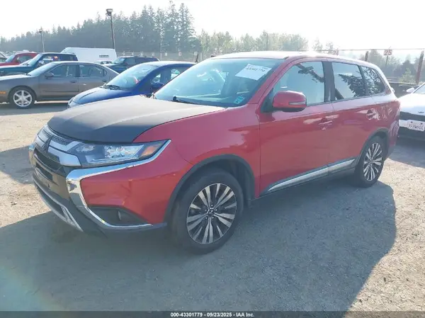 JA4AD3A30KZ042440 2019 MITSUBISHI OUTLANDER - Image 2