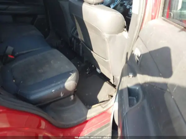 JA4AD3A30KZ042440 2019 MITSUBISHI OUTLANDER - Image 8